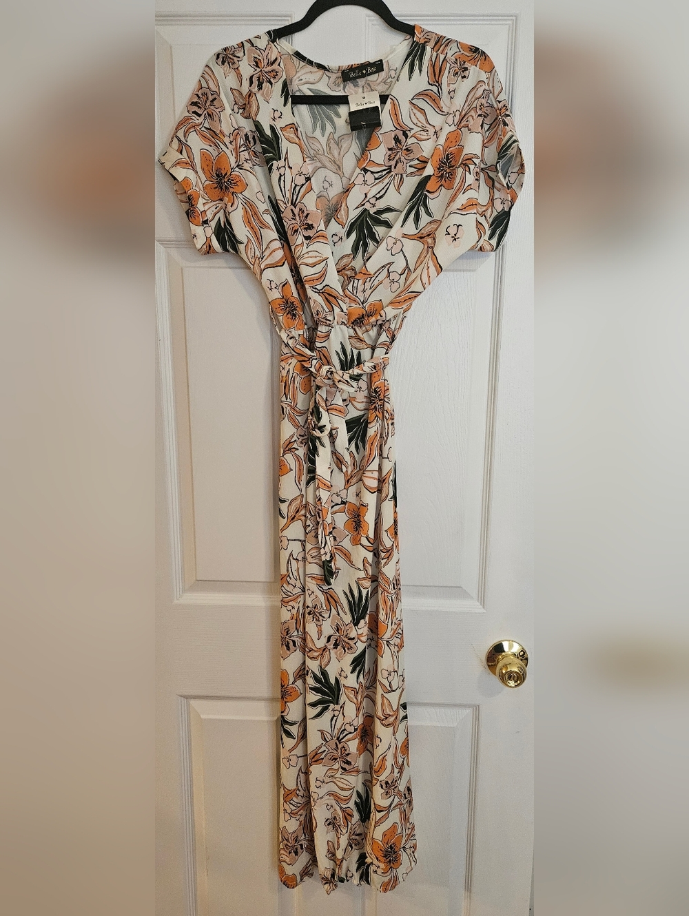 NWT. Floral V Neck Wide Leg Jumper. Size Petit M.